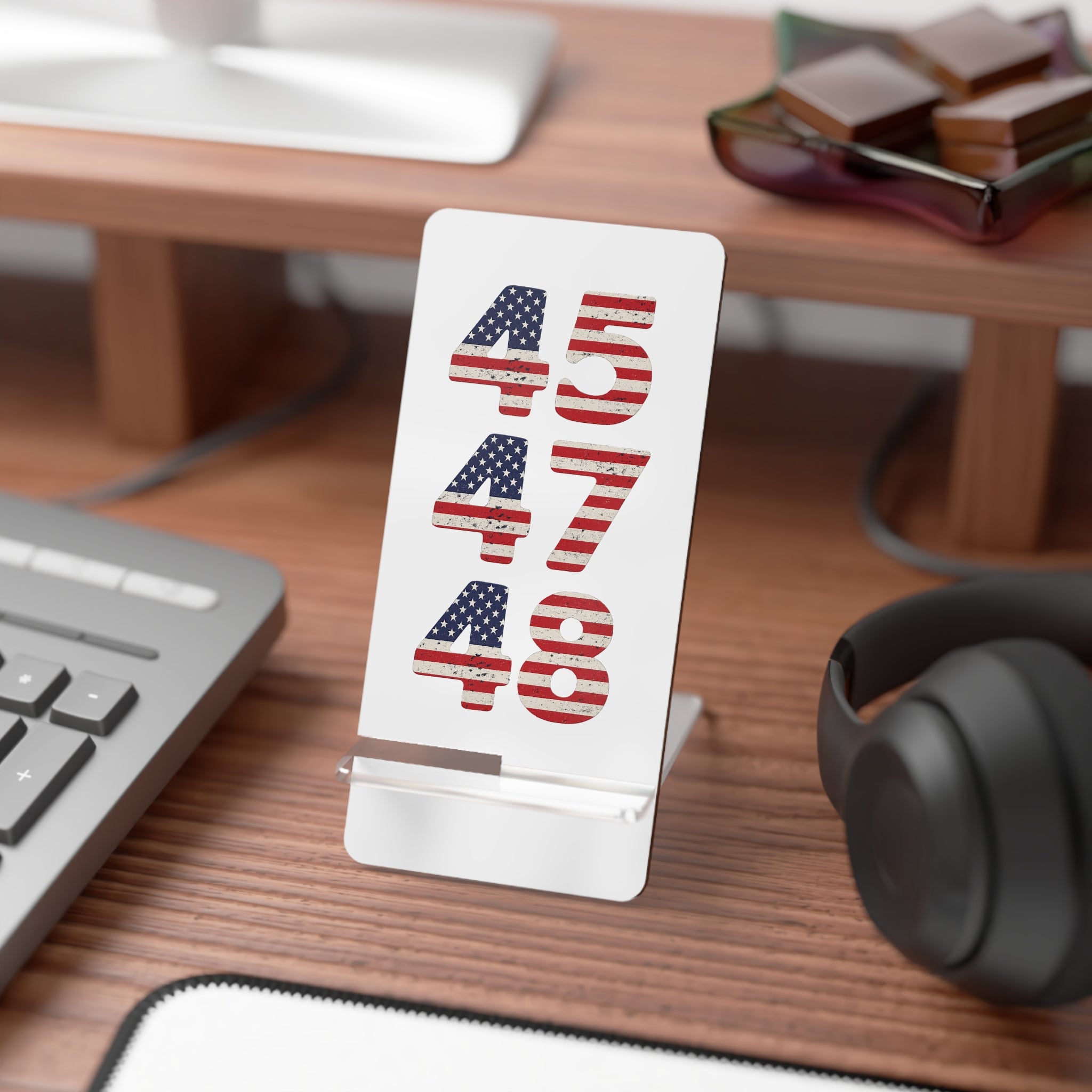Patriotic Number Phone Stand – 45748 American Flag Mobile Display