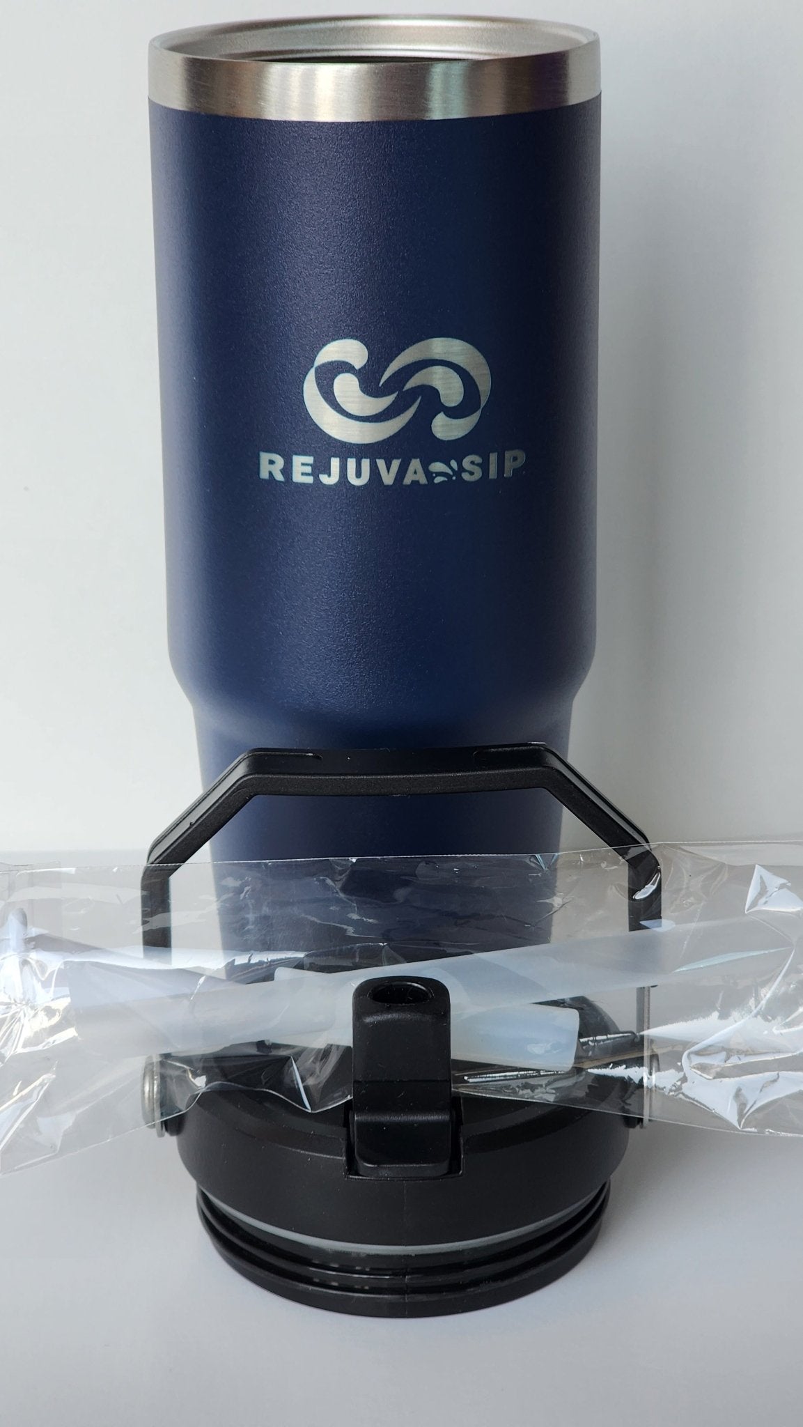 30 oz Stainless Steel Tumbler – Double-Walled Insulated, Hot & Cold with Leakproof Lid, Straw, and Flip-Top Handle - Naved Products